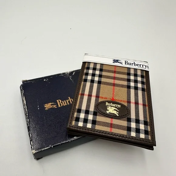 Burberry’s London Card Case